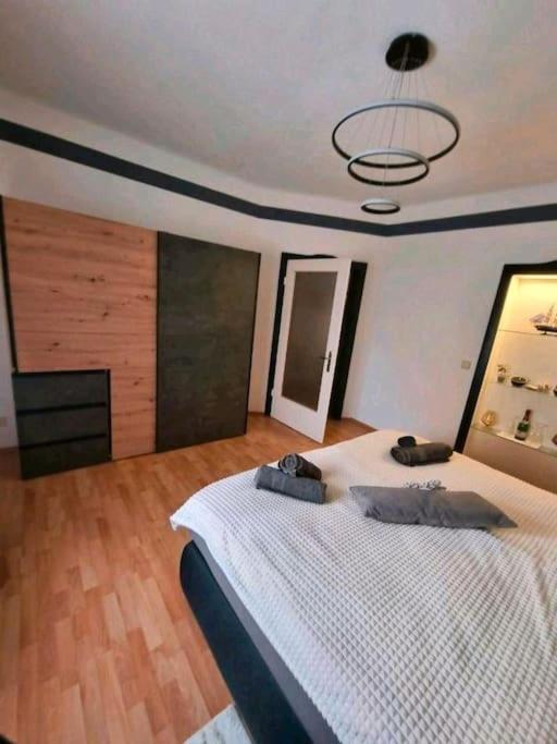 Ferienwohnung *Zur Weinbergstrasse* Lauta Экстерьер фото