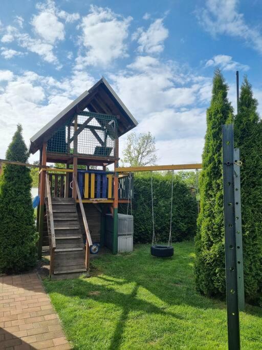 Ferienwohnung *Zur Weinbergstrasse* Lauta Экстерьер фото