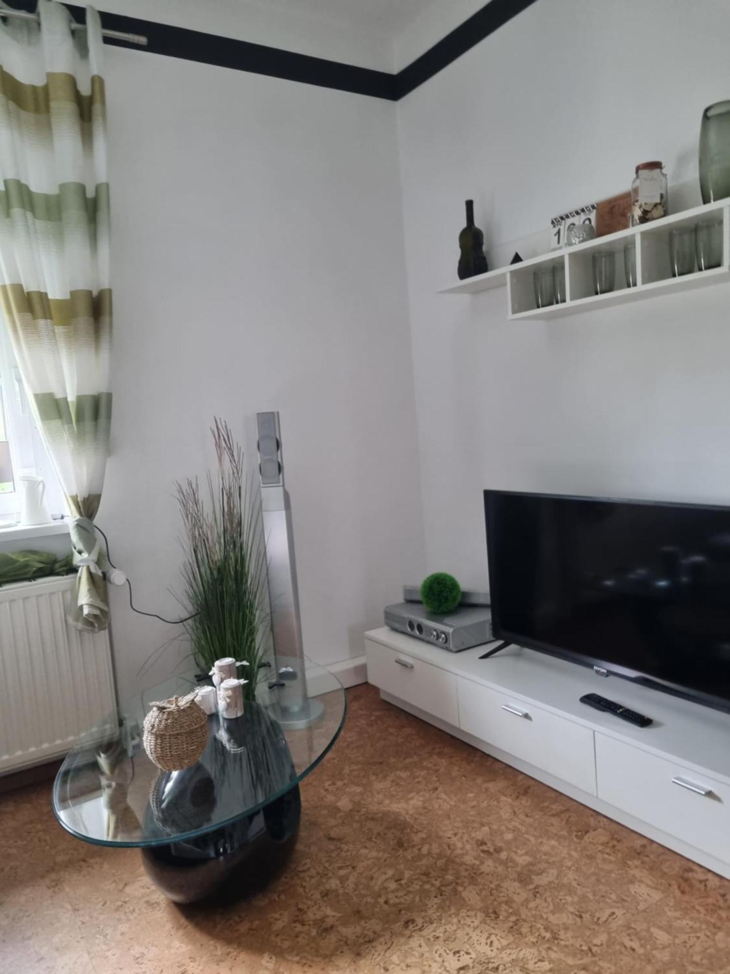 Ferienwohnung *Zur Weinbergstrasse* Lauta Экстерьер фото